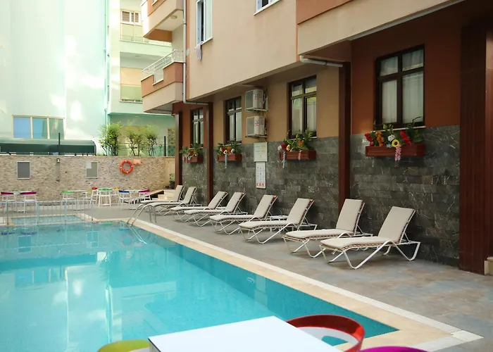 Saray Apartahotel