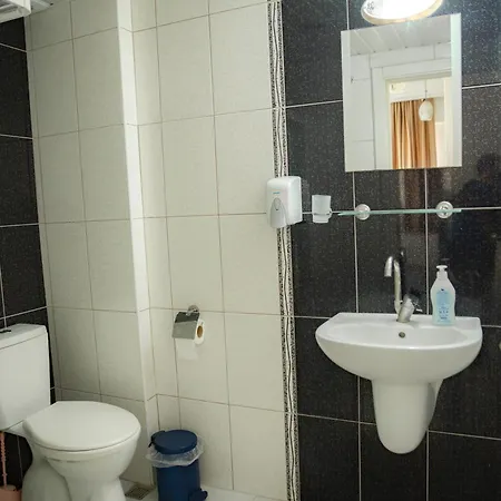 Saray Apartahotel 2*