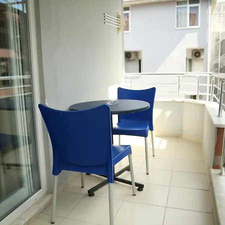 Saray Apartahotel 2*